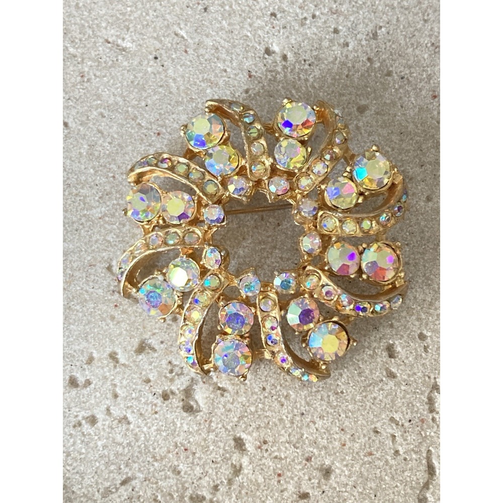 Vintage Aurora Borealis Rhinestone Brooch Gold Tone Openwork Wreath AB Bling